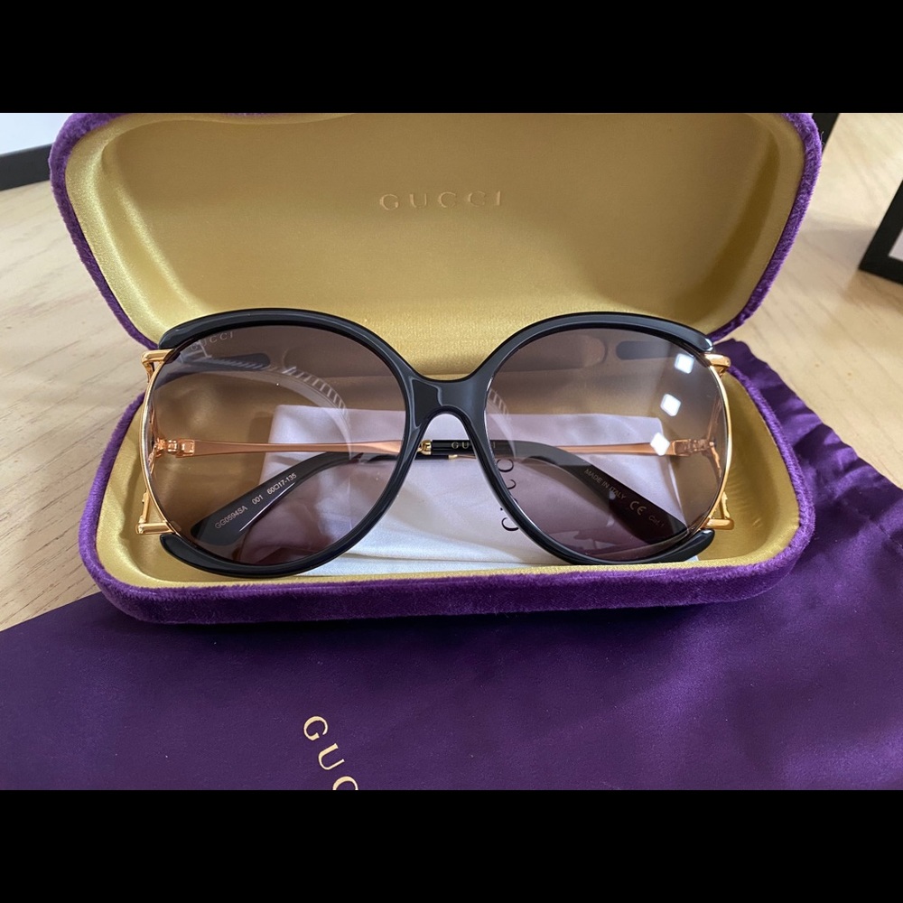 Gucci sunglasses